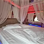 Anadi Boutique Only Adult 2* 布拉索夫