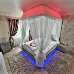 Anadi Boutique Only Adult 2*