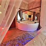 Anadi Boutique Only Adult