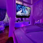 Anadi Boutique Only Adult 情趣酒店 布拉索夫