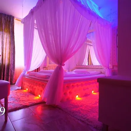 Anadi Boutique Only Adult Yetişkin Oteli 2*