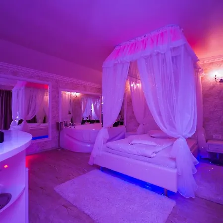 Anadi Boutique Only Adult Braşov