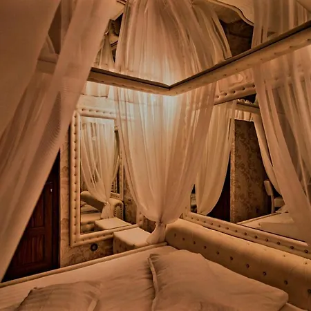 Anadi Boutique Only Adult 2*