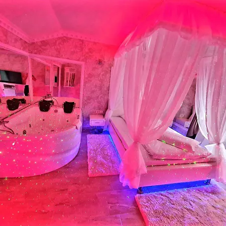 Anadi Boutique Only Adult 2*