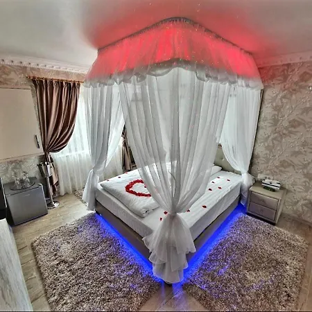 Anadi Boutique Only Adult 2*
