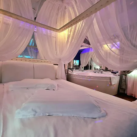 Anadi Boutique Only Adult Yetişkin Oteli