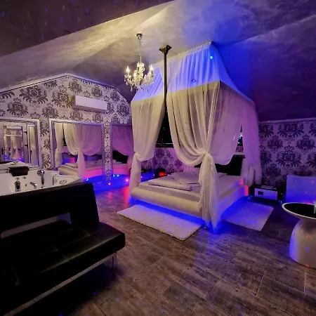 Anadi Boutique Only Adult 2* 布拉索夫