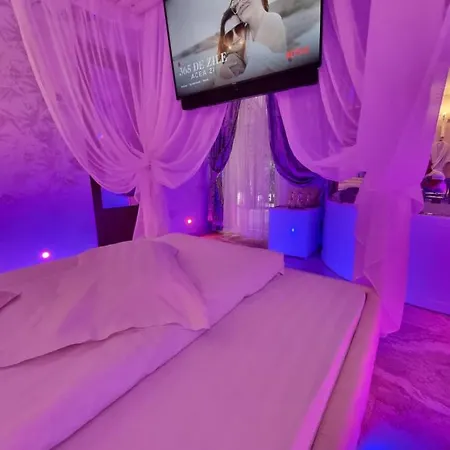 Anadi Boutique Only Adult 2*