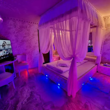 Anadi Boutique Only Adult Braşov
