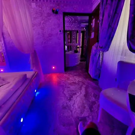 Anadi Boutique Only Adult Braşov