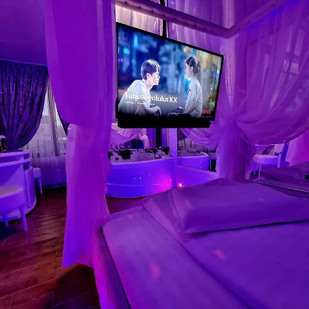 Anadi Boutique Only Adult Yetişkin Oteli Braşov