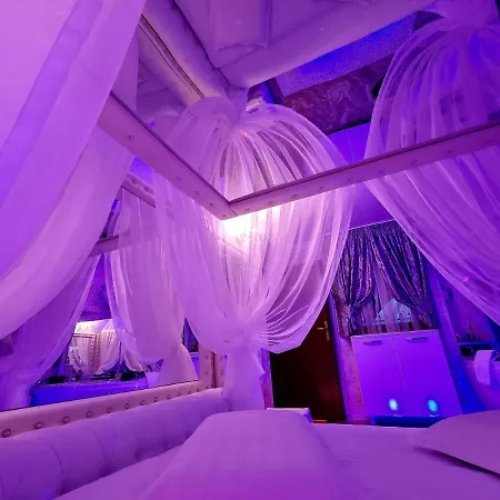 Anadi Boutique Only Adult Love hotel