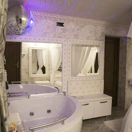 Anadi Boutique Only Adult