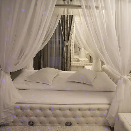 Anadi Boutique Only Adult