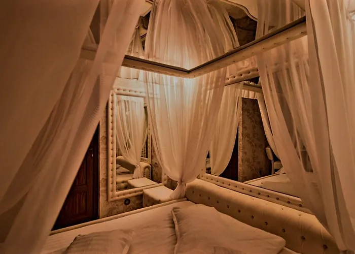 Anadi Boutique Only Adult 2*