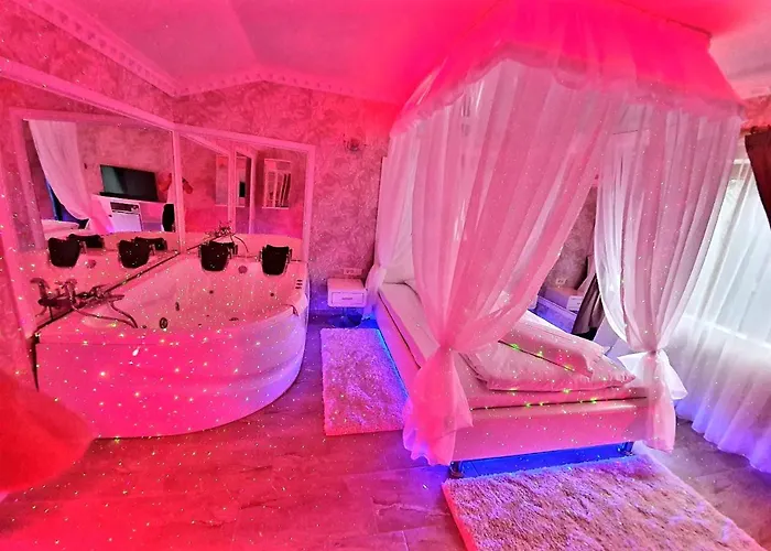 Anadi Boutique Only Adult 2*