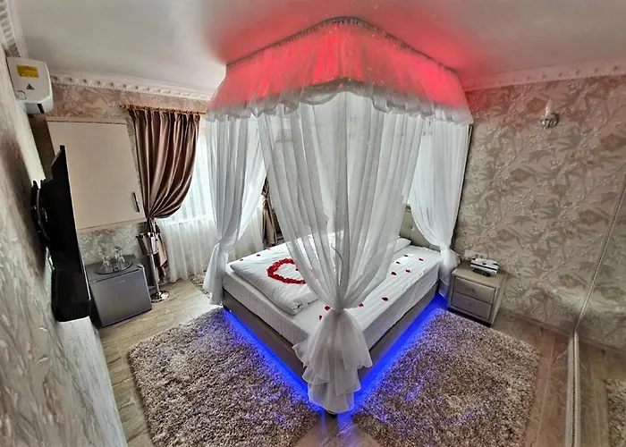 Anadi Boutique Only Adult 2*