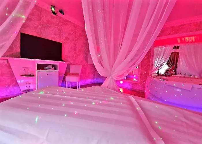 Anadi Boutique Only Adult