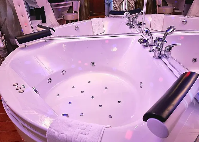 Anadi Boutique Only Adult 2*