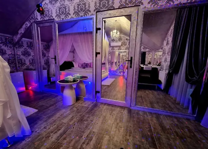 Anadi Boutique Only Adult 2* Брашов