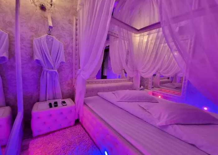 Anadi Boutique Only Adult Hotel love Brașov