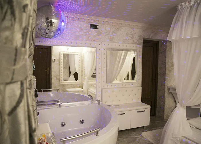 Anadi Boutique Only Adult