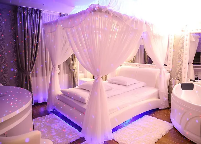 Anadi Boutique Only Adult