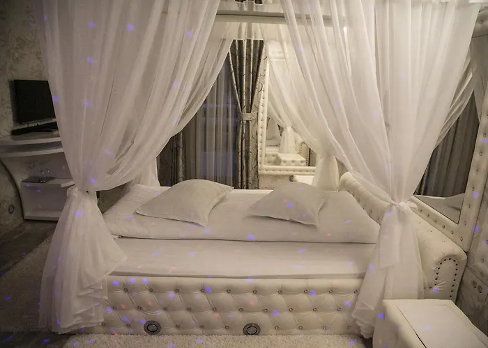 Anadi Boutique Only Adult